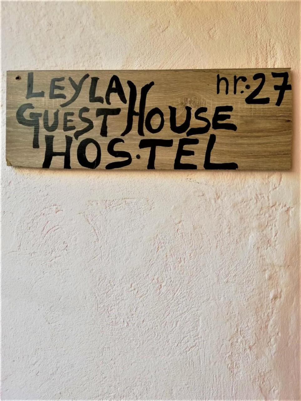 Leyla Hostel Brasov Bagian luar foto